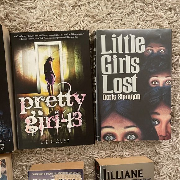 Bundle of 9 Novel Books Mystery, Suspense thriller Horror Some are vintage - Picture 4 of 5